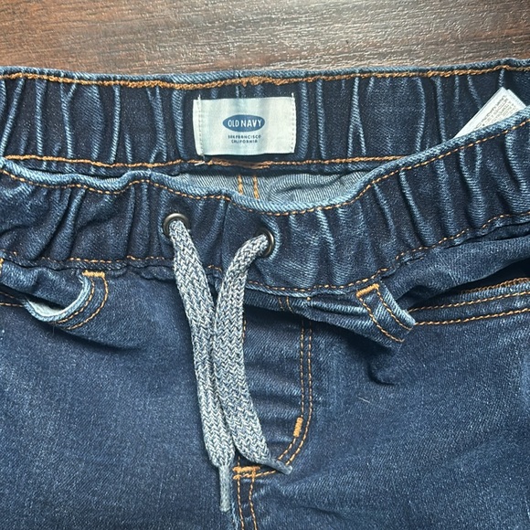Jeans jogging OldNavy 8yo - Picture 4 of 5